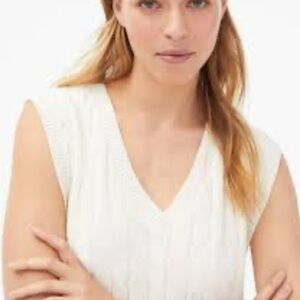 29”ptp Aeropostale cream cable-knit v-neck sweater vest